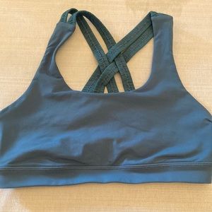 Lululemon energy bra size 8 in sea green